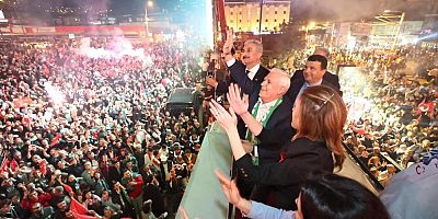 Bursa Büyükşehir’de yüzde 47,60 ile Bozbey, 6 ilçede CHP, 9 ilçede AK Parti, 2 ilçede İYİ Parti ipi göğüsledi